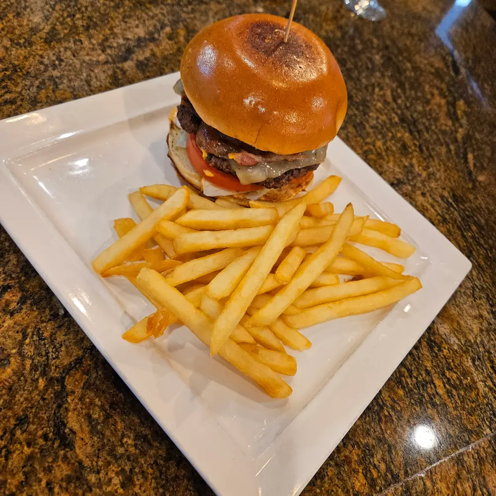 Bacon cheeseburger with fries